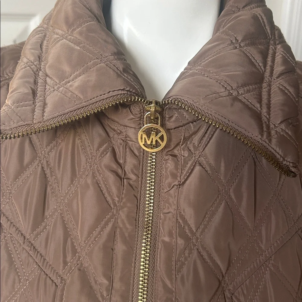 Michael Kors Light Brown Quilted Puffer Jacket Gold Accents Size M - Picture 2 of 14